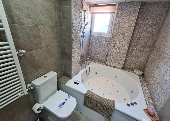 Dos Torres Ribera Play&relax Con Jacuzzi Y Cine Zaragoza